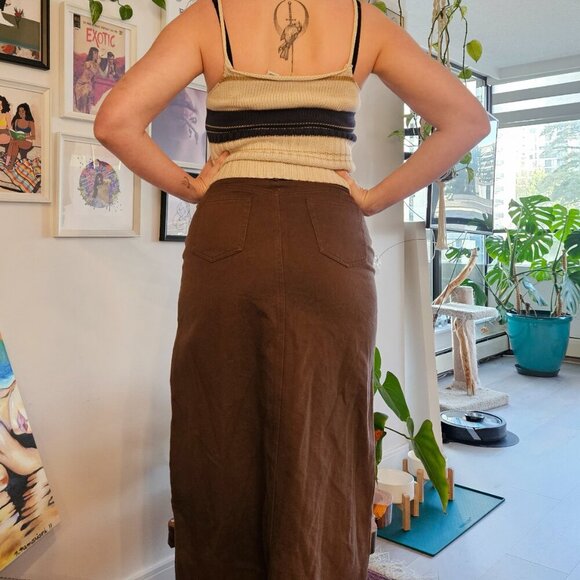 NWOT Retro Style Brown Denim Skirt With Slit - Picture 4 of 6